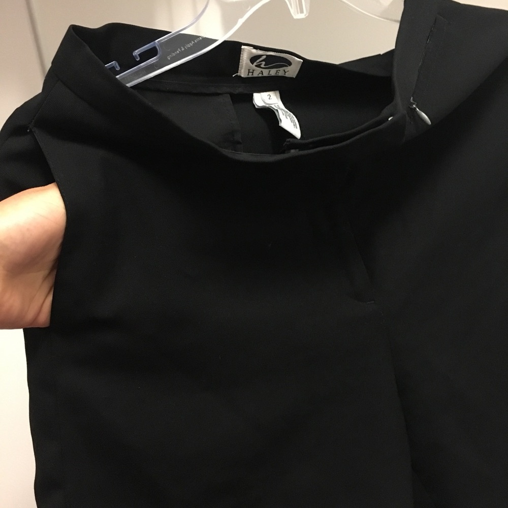 Black shorts - Picture 5 of 6